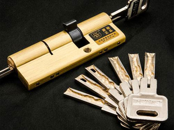 維揚區上門開鎖(指紋鎖防盜門開鎖)