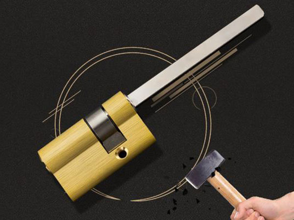 桐廬換鎖電話（24小時(shí)上門服務(wù)電話）