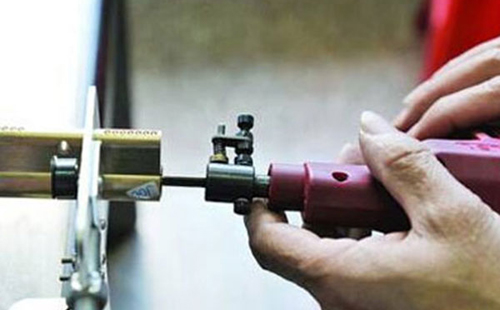 紹興汽車開鎖（配汽車鑰匙公司）