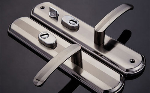 聊城開(kāi)鎖(開(kāi)鎖公司24小時(shí)上門服務(wù))